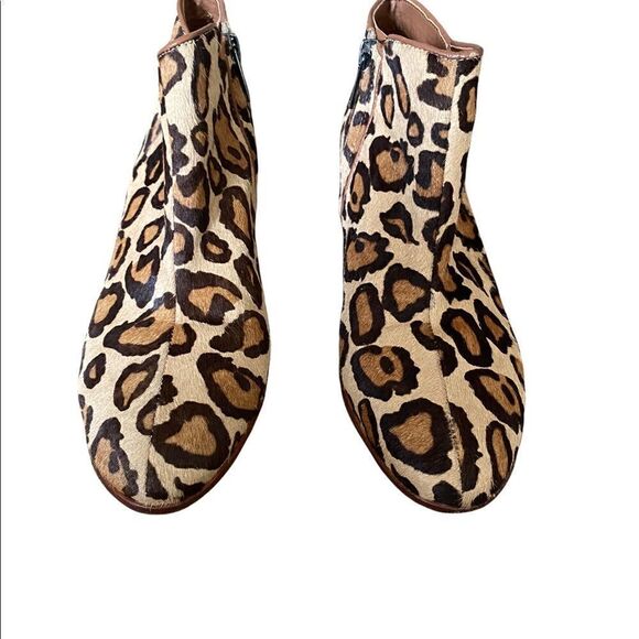 Sam Edelman | Petty Leopard Ankle Booties | 7.5 - Picture 6 of 10